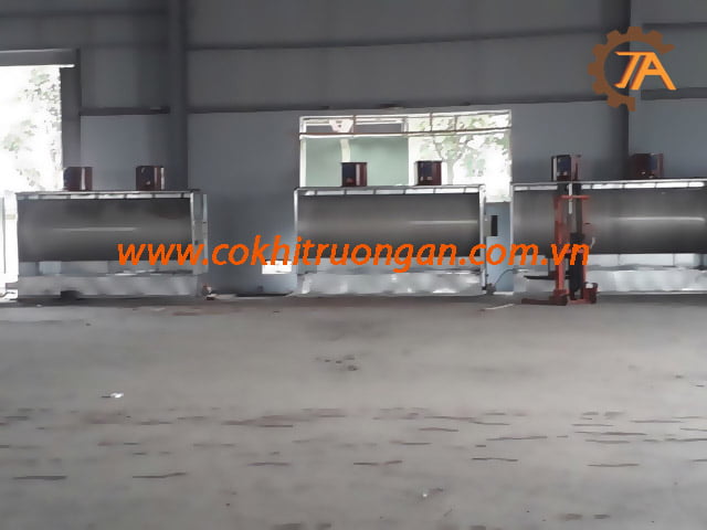 Xử lý mùi và bụi sơn bằng buồng phun sơn màng nước