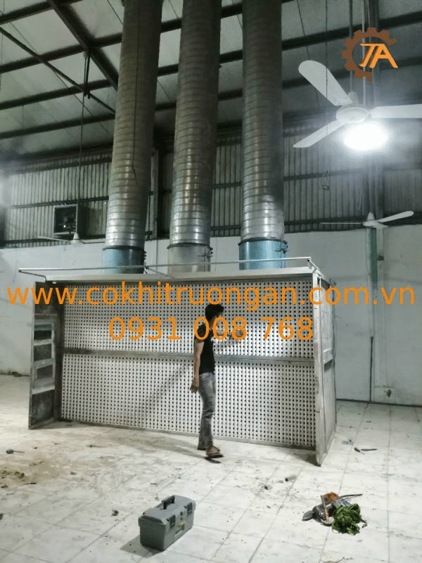 Buồng phun sơn khô